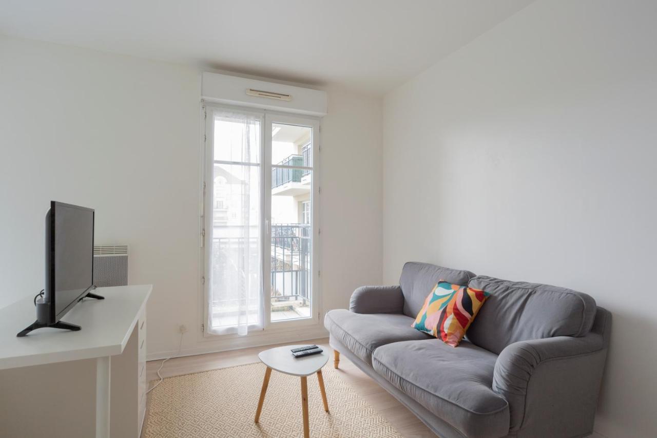 Paris-Disney - Studio 1 Min Gare Bussy-Saint-Georges Ngoại thất bức ảnh