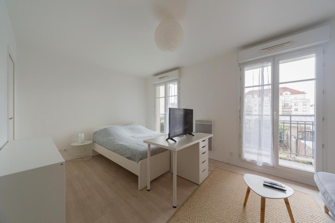 Paris-Disney - Studio 1 Min Gare Bussy-Saint-Georges Ngoại thất bức ảnh